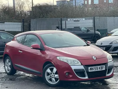 Używany Renault Mégane Coupé Dynamique 2009 Czerwony Coupe