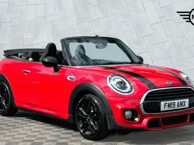 Used Mini Cooper Cabriolet Sport 134 HP (98 kW) 2019 Red Cabriolet