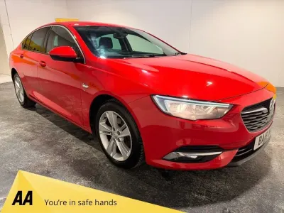 Used Vauxhall Insignia Sport 136 HP (100 kW) 2018 Red Hatchback