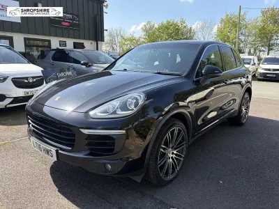 Used Porsche Cayenne 262 HP (192 kW) 2016 Black SUV