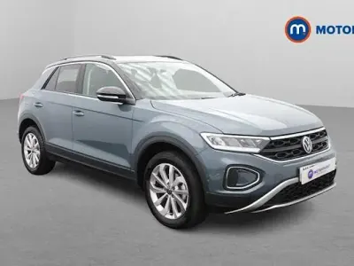 Used VW T-Roc Match 150 HP (110 kW) 2025 Blue SUV