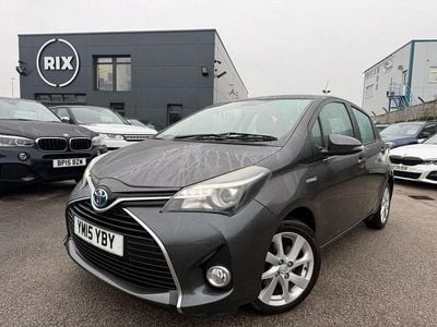Grey Used 2015 Toyota Yaris Hybrid Hatchback | £10,450 (Fair price)