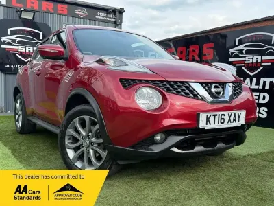 Used Nissan Juke Tekna 110 HP (80 kW) 2016 Red SUV