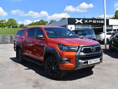 Used Toyota HiLux 204 HP (150 kW) 2023 Orange Pickup
