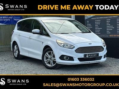 Begagnad Ford S-MAX Titanium 150 HK (110 kW) 2016 Vit Minibuss