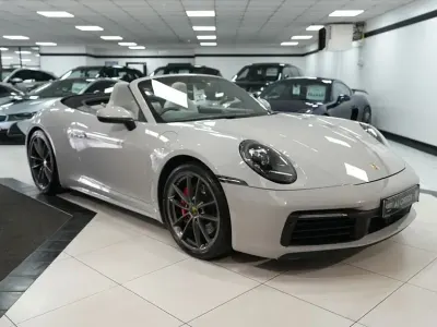 Usado Porsche 911 Carrera S 450 HP (330 kW) 2019 Cabrios
