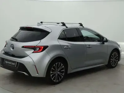 Used Toyota Corolla Design 138 HP (101 kW) 2023 Silver Hatchback