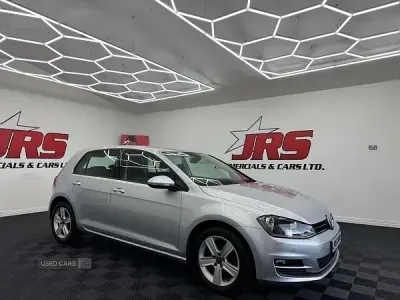Used VW Golf VII Match 105 HP (77 kW) 2015 Silver Hatchback