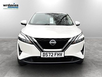 Used Nissan Qashqai N-Connecta 2022 White SUV