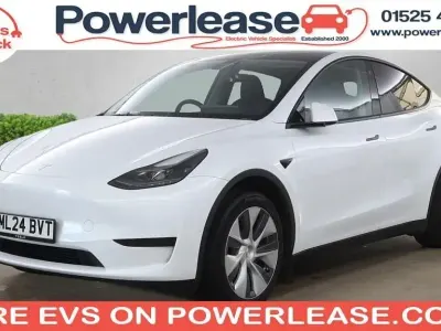 Begagnad Tesla Model Y RWD 254 kW (346 HK) 2024 Vit SUV