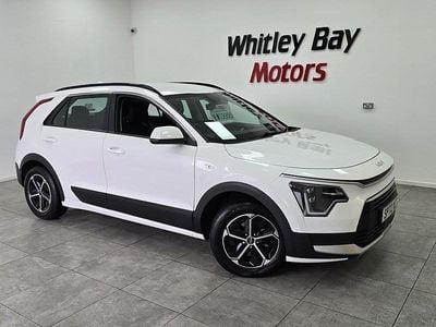 White Used 2022 Kia Niro SUV | £17,990 (Good price)