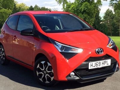 Used Toyota Aygo Trend 72 HP (52 kW) 2019 Red Hatchback