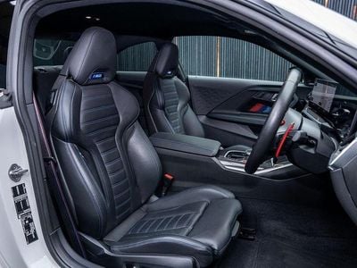 Begagnad BMW M2 Comfort Edition 2024 Vit Sportkupé