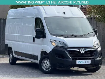 Used Vauxhall Movano 2022 Kaolin white (brilliant)