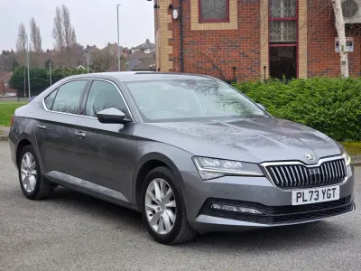 Gebraucht Skoda Superb SE 2024 Grau Kleinwagen