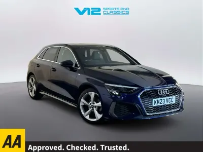 Begagnad Audi A3 S-Line 150 HK (110 kW) 2023 Blå Sedan