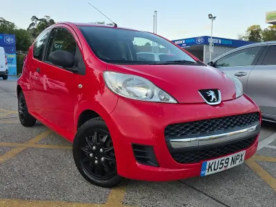 Second-hand Peugeot 107 68 CP (50 kW) 2009 Roșu Hatchback