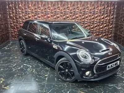Used Mini Cooper Clubman 190 HP (139 kW) 2016 Black Estate