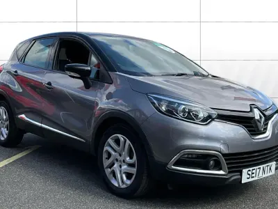 Used Renault Captur Dynamique 90 HP (66 kW) 2017 Grey/black SUV