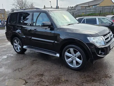 Used Mitsubishi Shogun 197 HP (144 kW) 2013 Black SUV