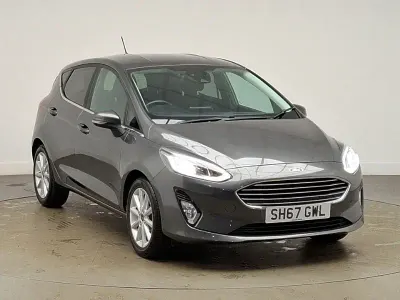 Used Ford Fiesta Titanium 125 HP (91 kW) 2017 Grey Hatchback