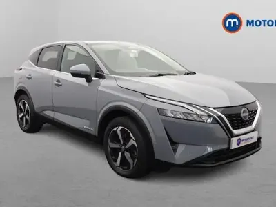 Używany Nissan Qashqai N-Connecta 190 KM (139 kW) 2023 Szary SUV