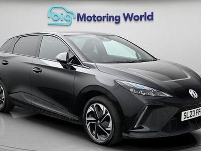 Begagnad MG MG4 EV Trophy 150 kW (204 HK) 2025 Halvkombi
