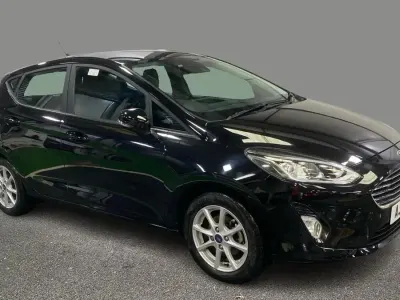 Used Ford Fiesta Zetec 85 HP (62 kW) 2019 Black Hatchback