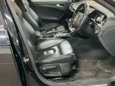 Używany Audi A4 Black Edition 2013 Czarny Sedan/Limuzyna
