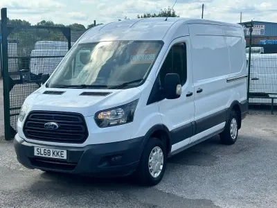 Used Ford Transit 105 HP (77 kW) 2018 White Van