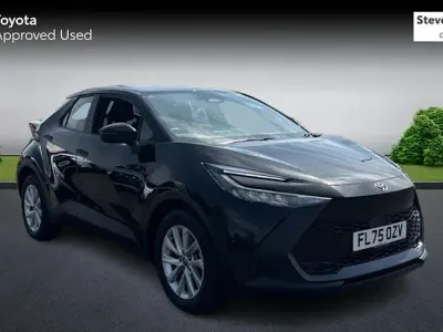 Used Toyota C-HR 140 HP (102 kW) 2025 Black SUV