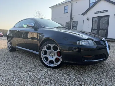 Used Alfa Romeo GT 165 HP (121 kW) 2008 Black Coupe
