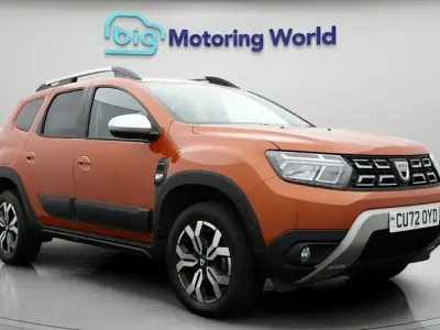 Used Dacia Duster Prestige 116 HP (85 kW) 2022 Orange SUV