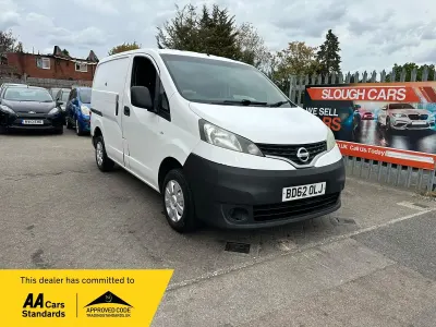 Used Nissan NV200 SE 2013 White MPV