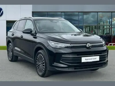 Używany VW Tiguan Match 200 KM (147 kW) 2025 Czarny SUV