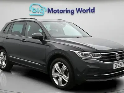 Used VW Tiguan Life 245 HP (180 kW) 2022 Grey SUV