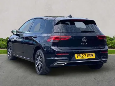 Used VW Golf VIII Edition 150 HP (110 kW) 2023 Black Hatchback