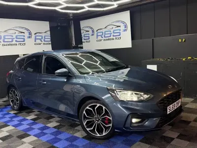 Käytetty Ford Focus ST-Line X 125 HP (91 kW) 2019 Sininen Viistoperä