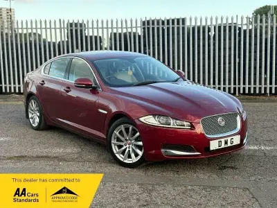 Second-hand Jaguar XF Premium Luxury 2014 Roșu Berlinǎ
