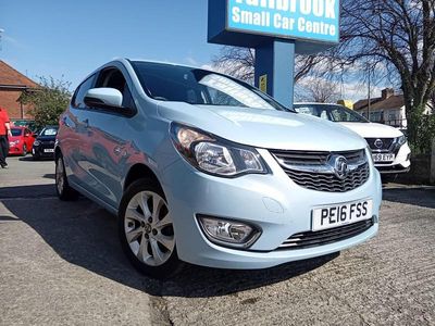 Używany Vauxhall Viva 75 KM (55 kW) 2016 Niebieski Hatchback