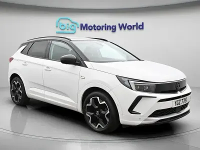 Used Vauxhall Grandland X Ultimate 130 HP (95 kW) 2023 White SUV