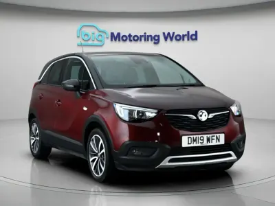 Used Vauxhall Crossland X Elite 83 HP (61 kW) 2018 Red SUV