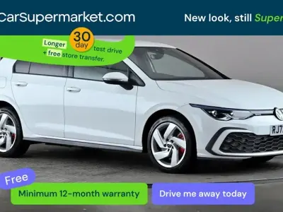 Second-hand VW Golf VIII GTE 245 CP (180 kW) 2024 Hatchback
