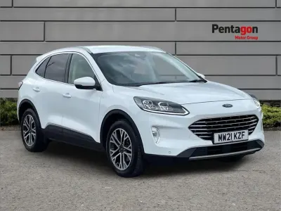 Używany Ford Kuga Titanium 147 KM (108 kW) 2021 Biały SUV