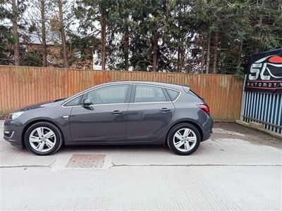 used Vauxhall Astra 2.0 CDTi ecoFLEX SRi Euro 5 (s/s) 5dr