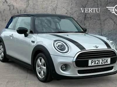 Begagnad Mini Cooper Classic 136 HK (100 kW) 2021 Silver Halvkombi