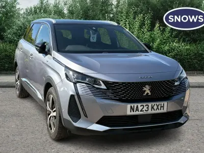 Second-hand Peugeot 5008 GT 131 CP (96 kW) 2023 Gri SUV