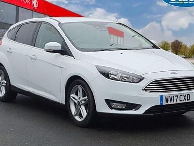 Used Ford Focus Titanium 120 HP (88 kW) 2017 White Hatchback