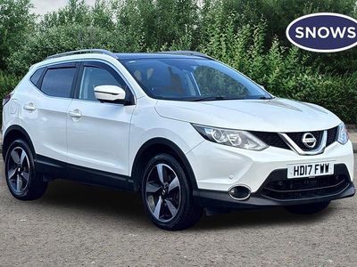 Used Nissan Qashqai N-Connecta 115 HP (84 kW) 2017 White SUV