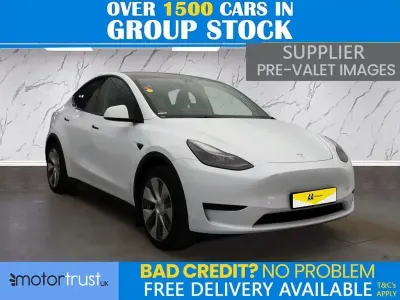 Begagnad Tesla Model Y RWD 254 kW (346 HK) 2024 Vit SUV